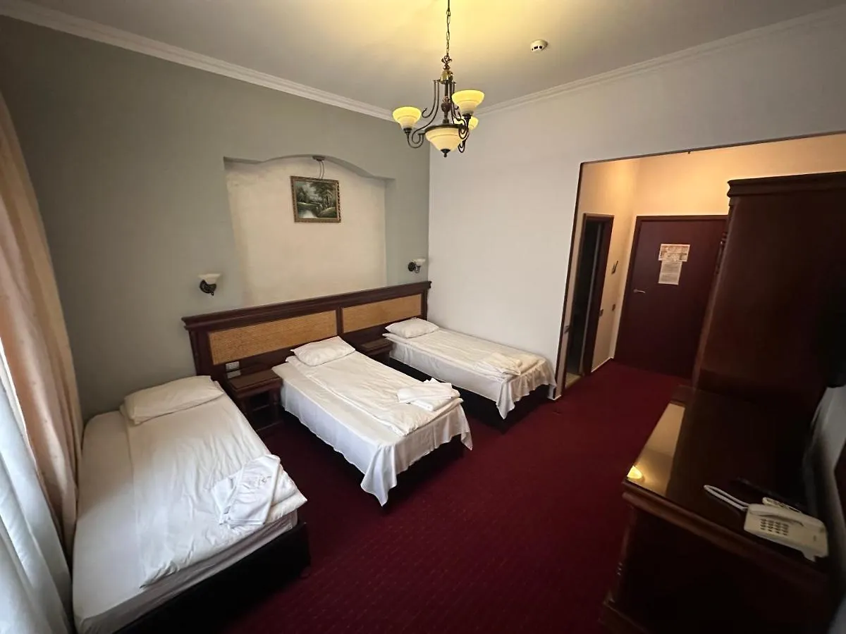 Hotel Bliss بوخارست