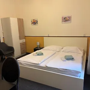 Welcome & Praguecentre Hostel