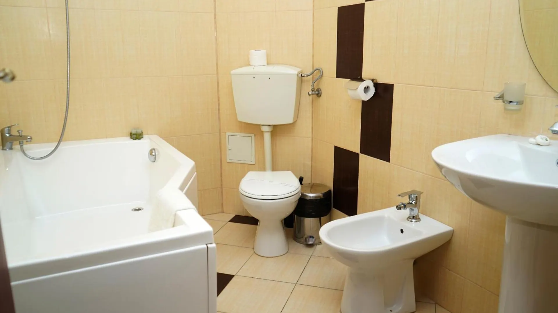 Hotel Bliss Bucharest 3*,  Romania